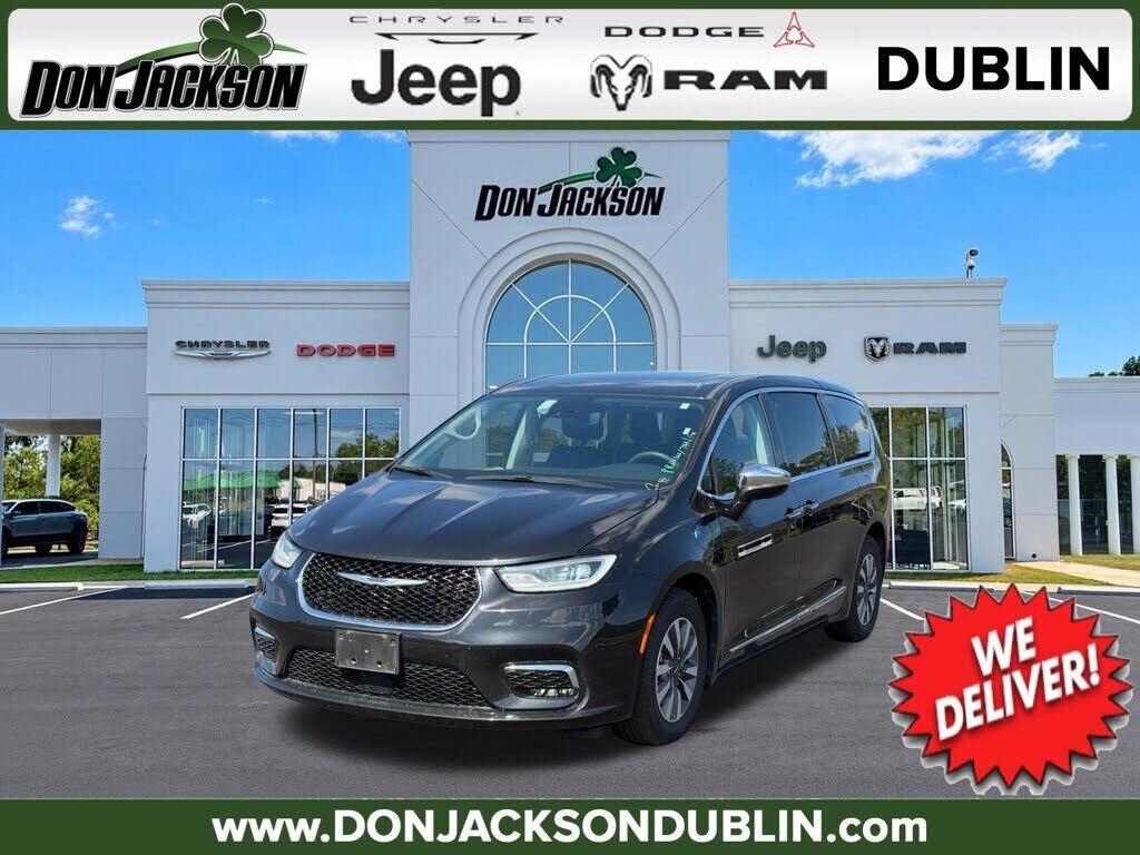 2023 CHRYSLER Pacifica