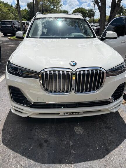 2022 BMW X7