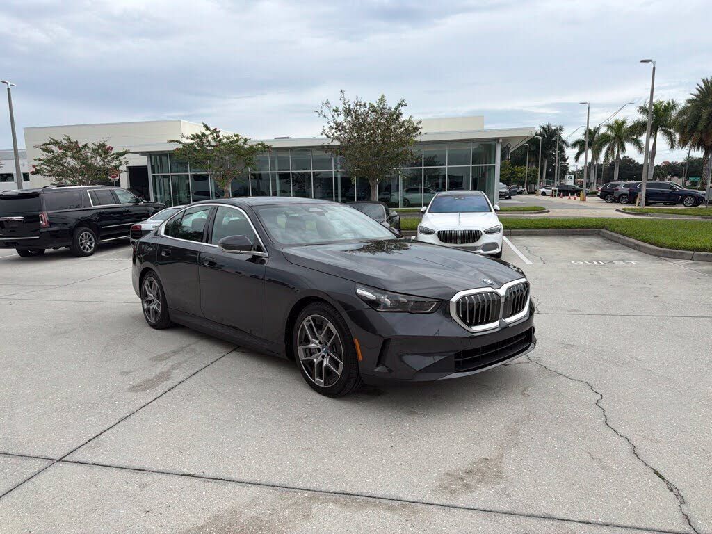 2024 BMW i5