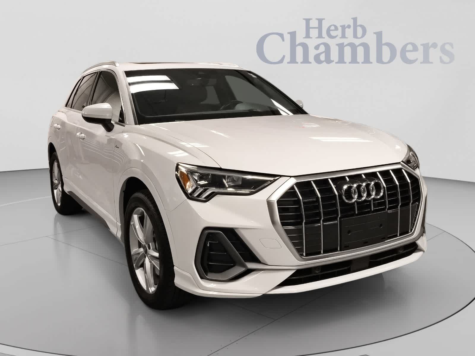 2024 AUDI Q3
