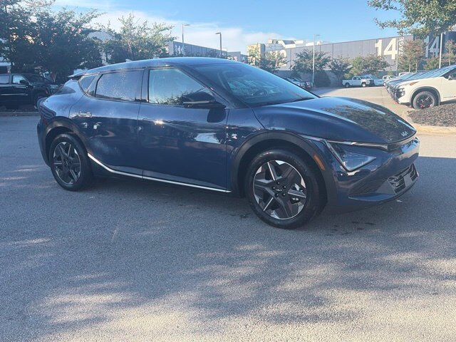 2025 KIA EV6