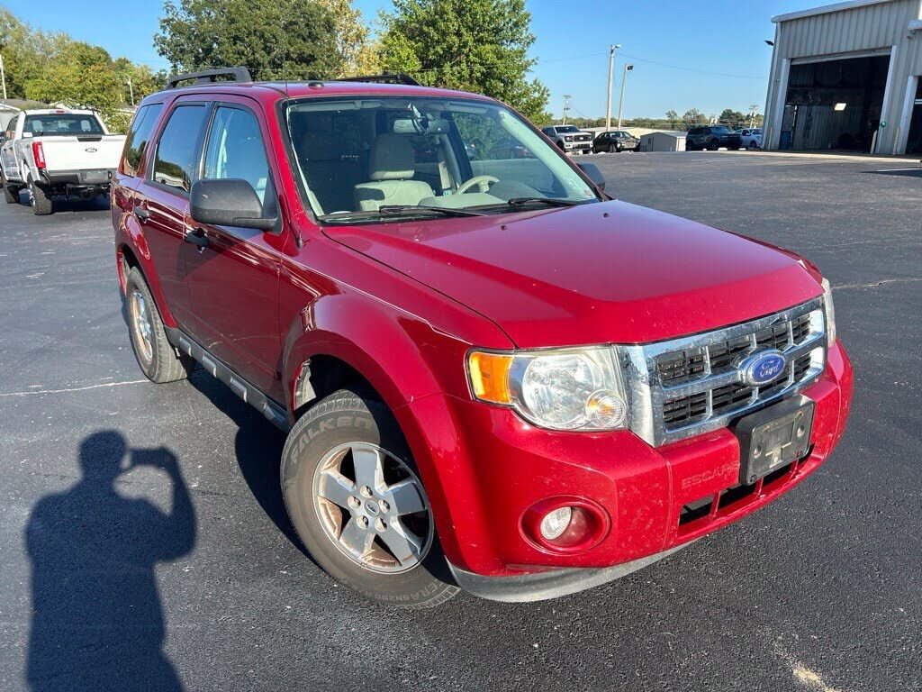 2011 FORD Escape
