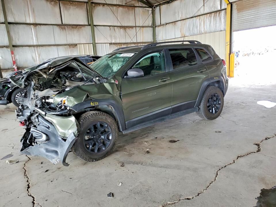 2020 JEEP Cherokee