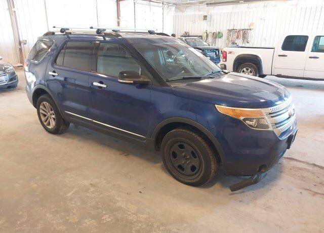 2013 FORD Explorer
