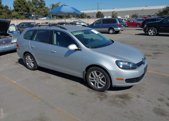 2011 VOLKSWAGEN Jetta Wagon