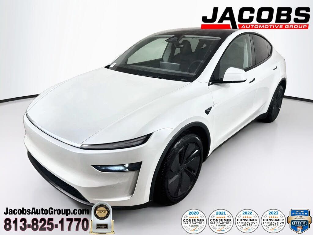 2026 TESLA Model Y