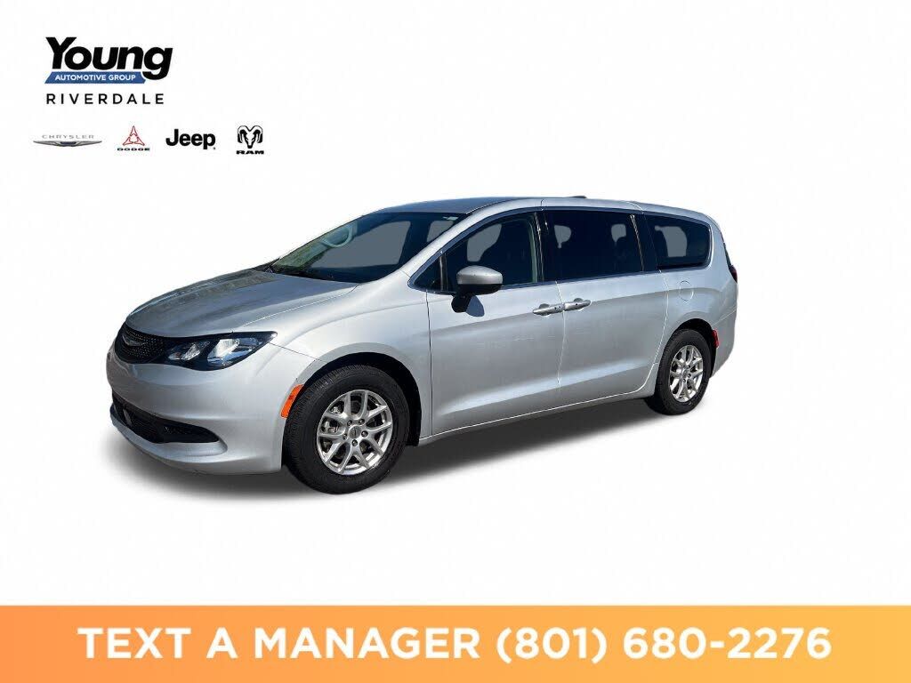 2022 CHRYSLER Pacifica