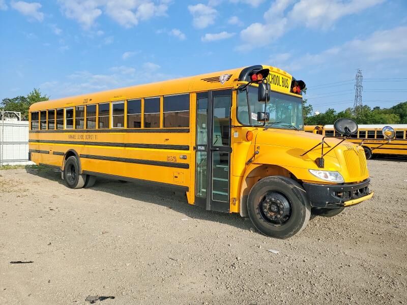 2022 IC BUS PB105
