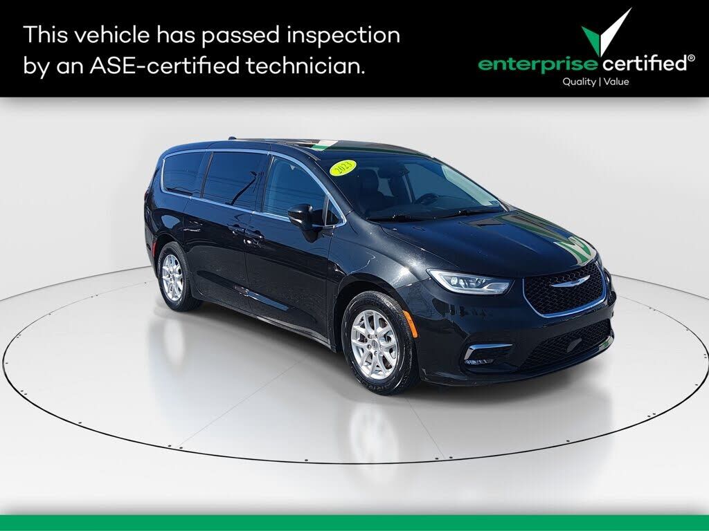 2023 CHRYSLER Pacifica