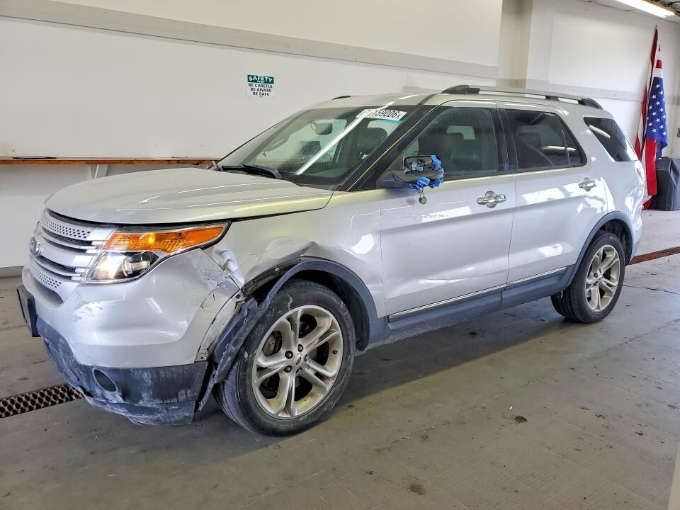 2013 FORD Explorer