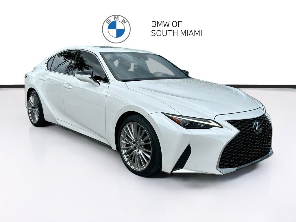 2023 LEXUS IS