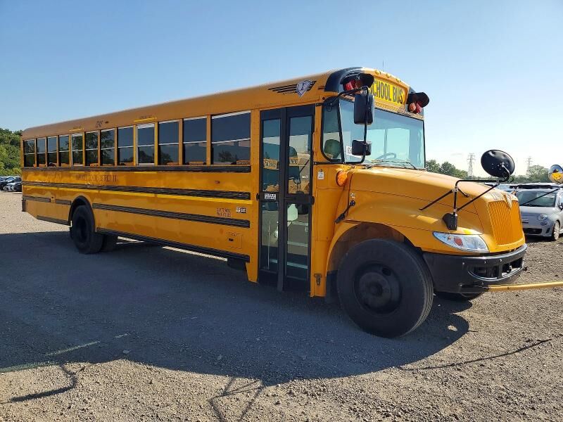2022 IC BUS PB105