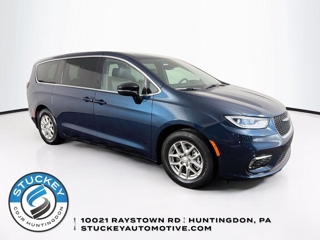 2025 CHRYSLER Pacifica