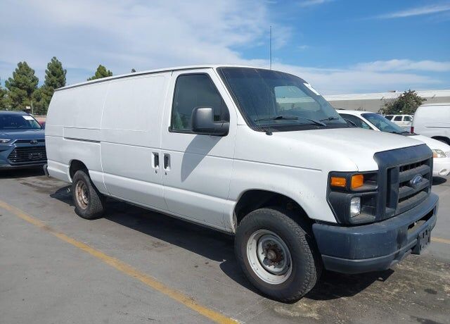 2011 FORD E-250