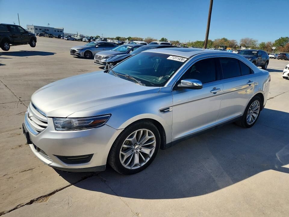 2016 FORD Taurus
