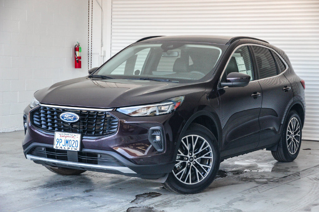 2023 FORD Escape