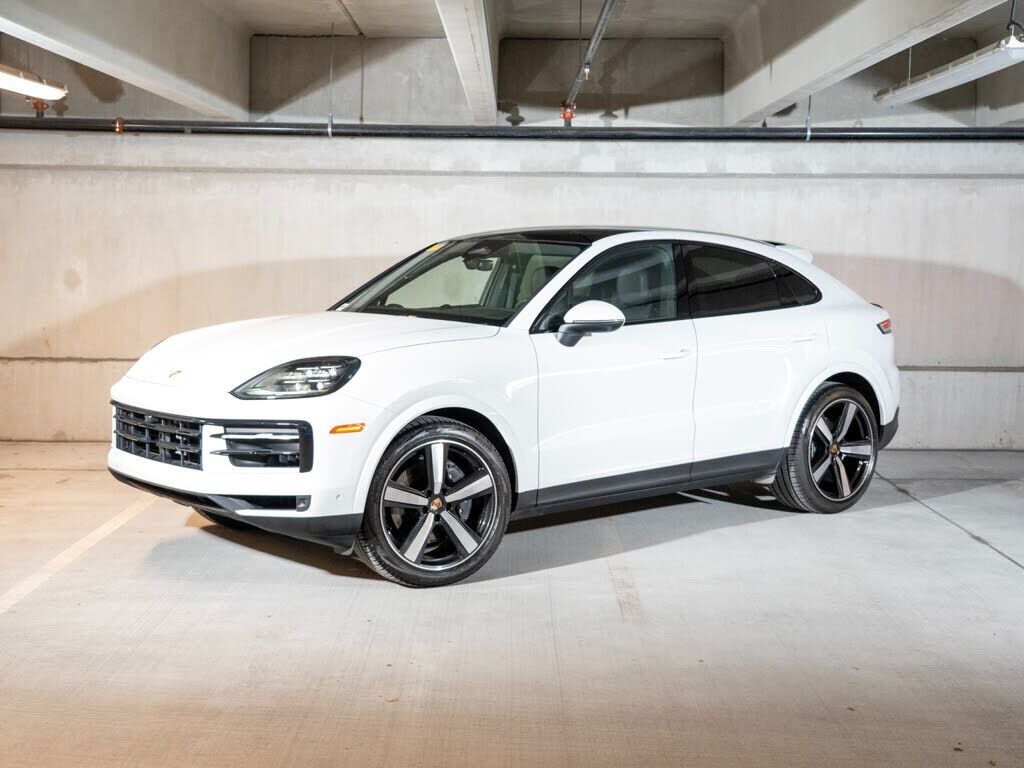 2026 PORSCHE Cayenne