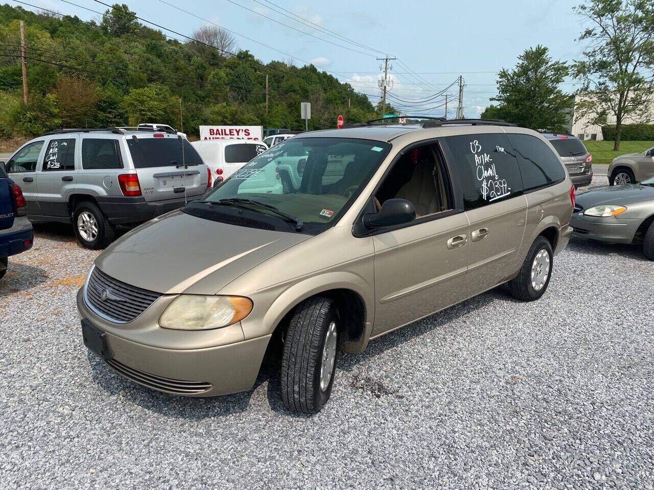 2003 CHRYSLER Town and Country