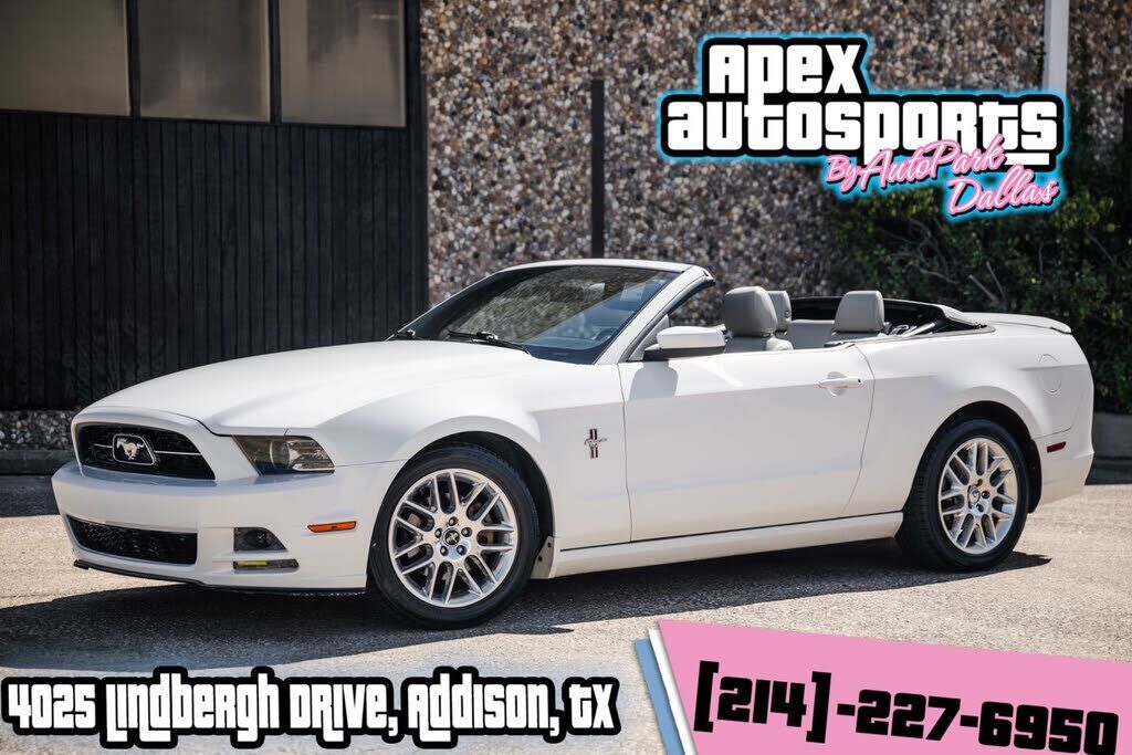 2013 FORD Mustang