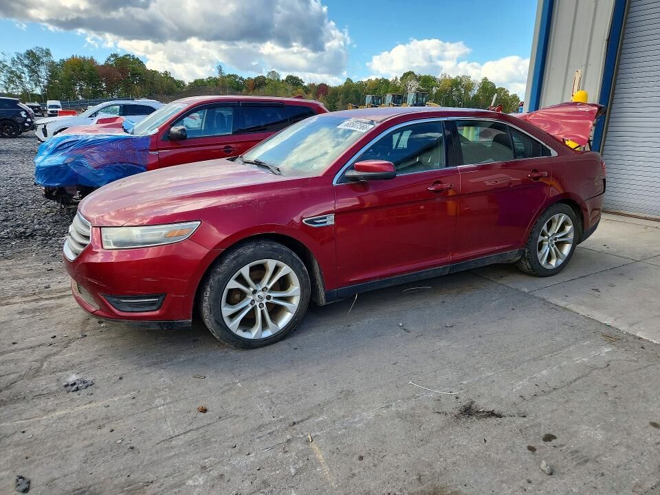 2013 FORD Taurus