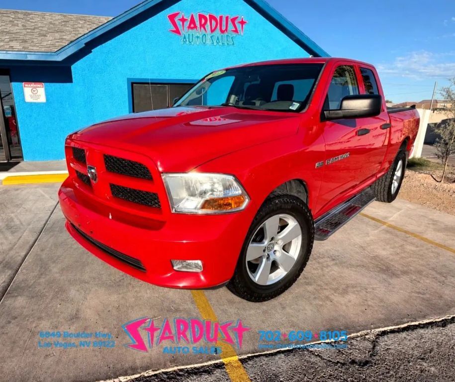 2012 DODGE Ram