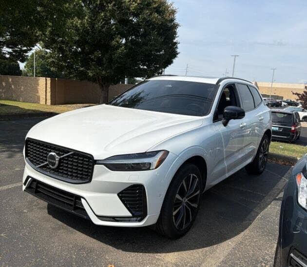 2024 VOLVO XC60