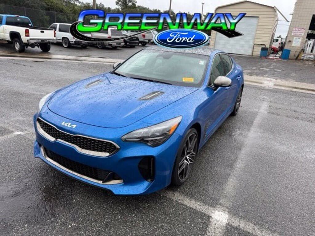 2022 KIA Stinger