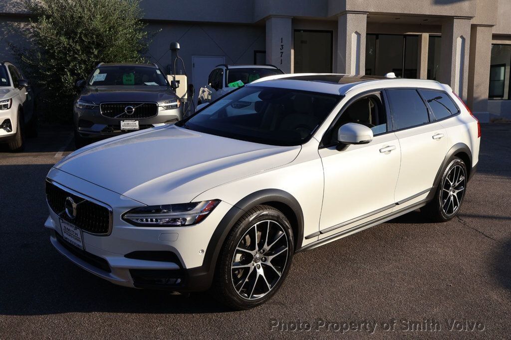 2018 VOLVO V90CC