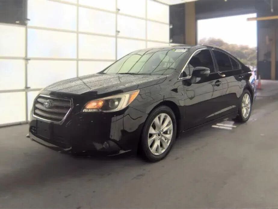 2017 SUBARU Legacy