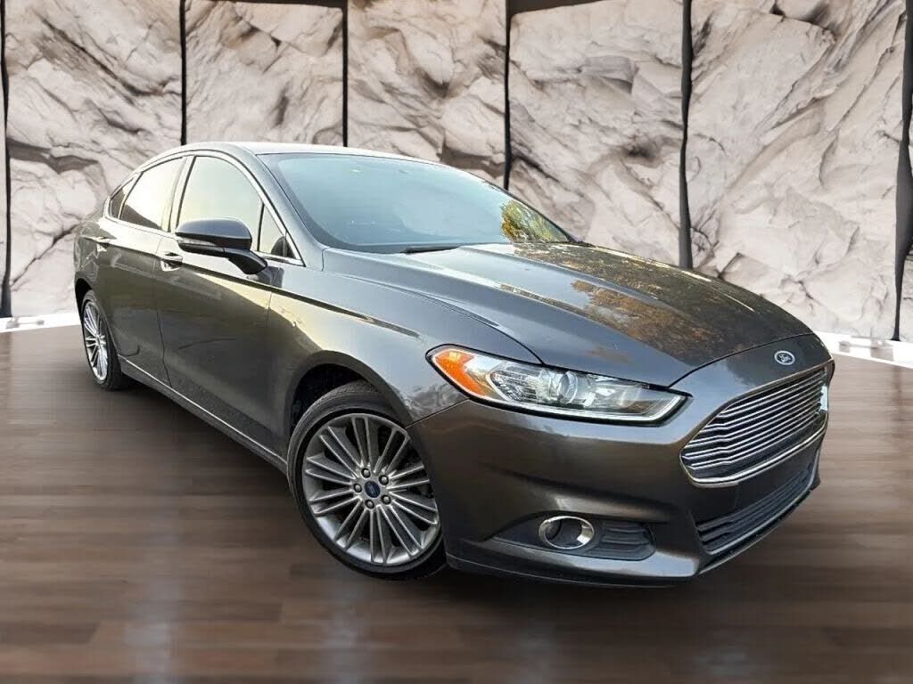 2015 FORD Fusion