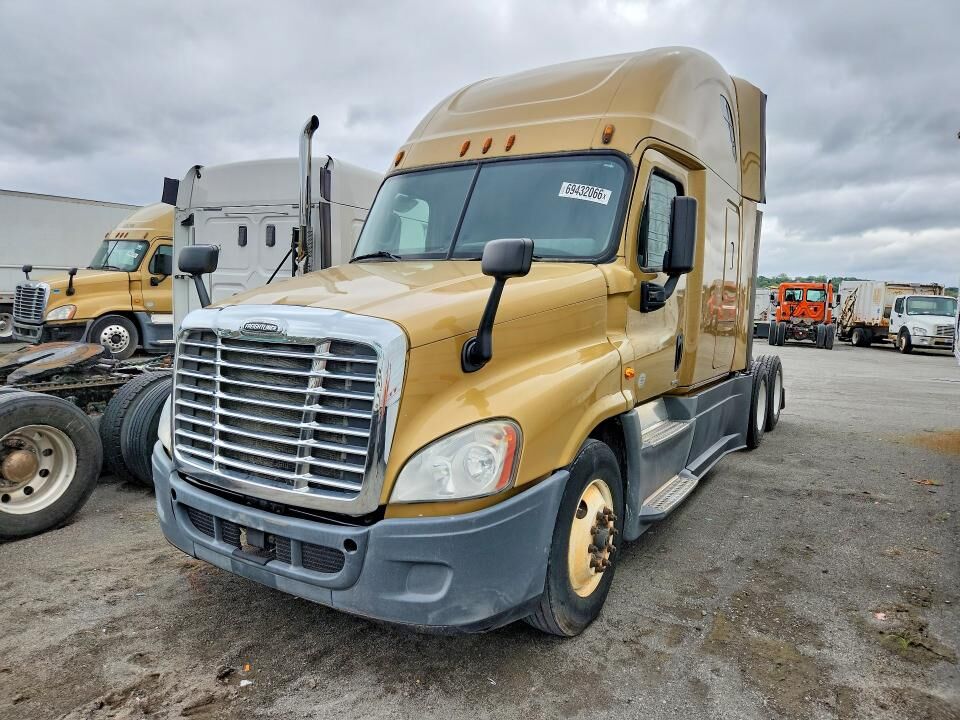 2016 FREIGHTLINER Cascadia