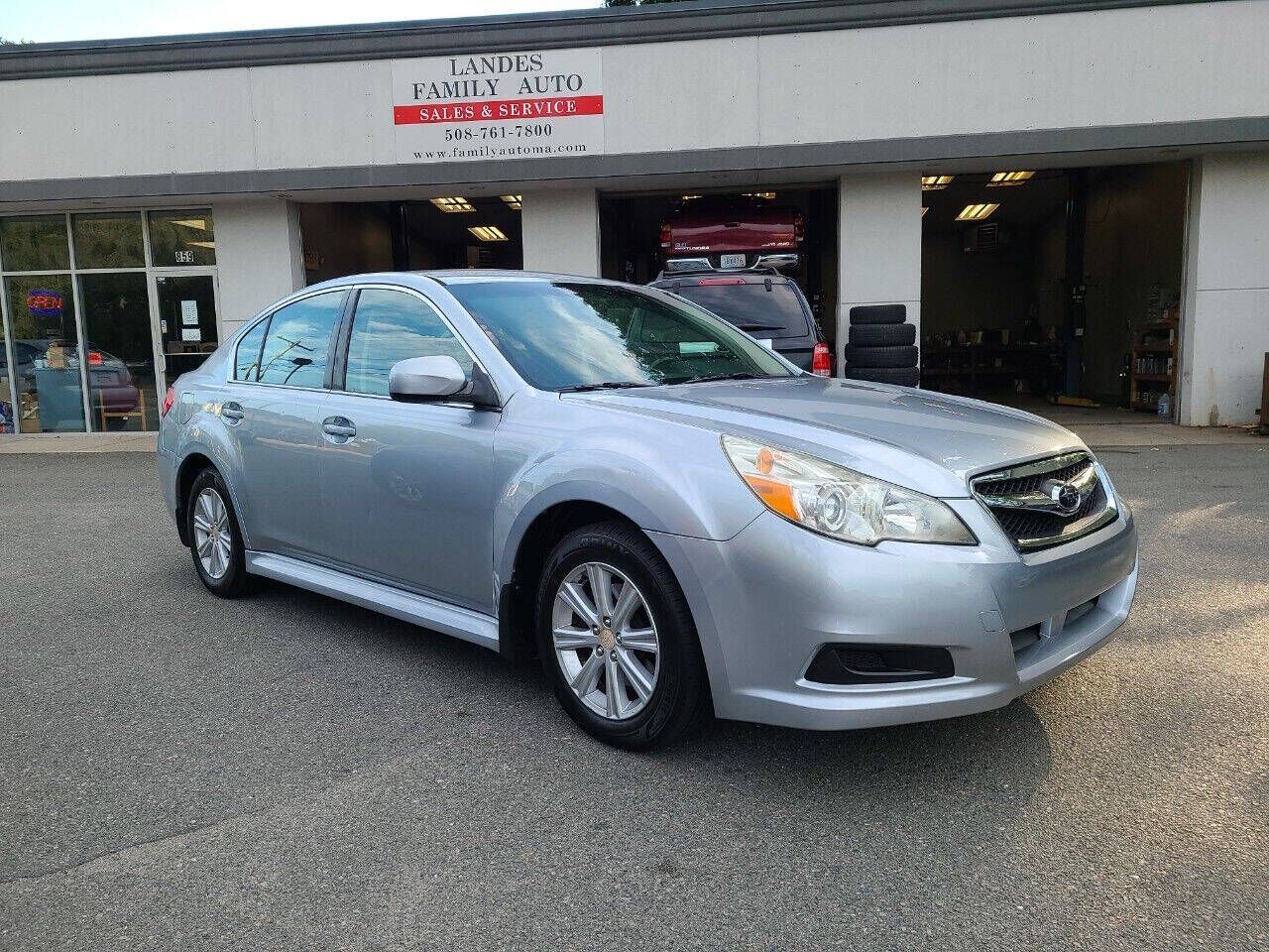2012 SUBARU Legacy