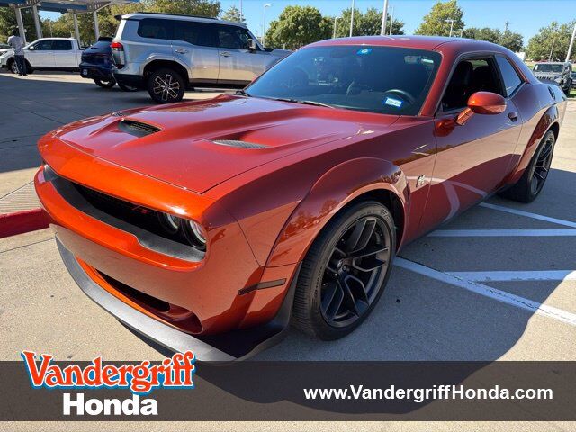 2021 DODGE Challenger
