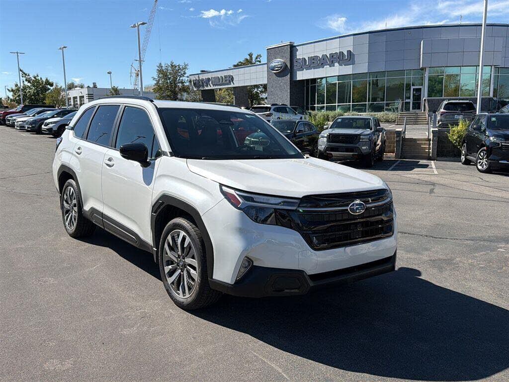 2025 SUBARU Forester