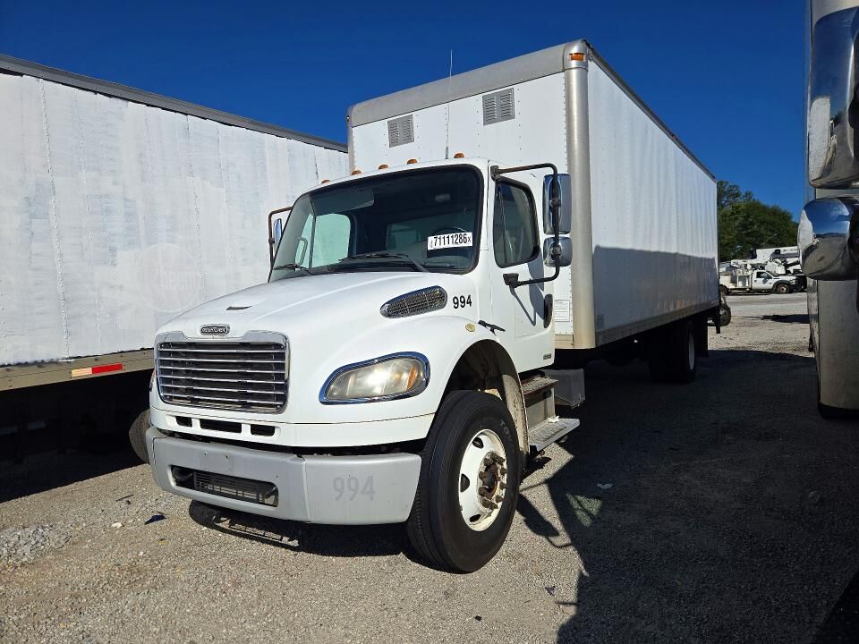 2010 FREIGHTLINER M2