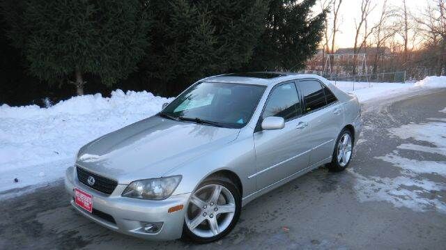 2005 LEXUS IS
