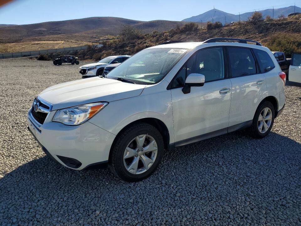 2016 SUBARU Forester