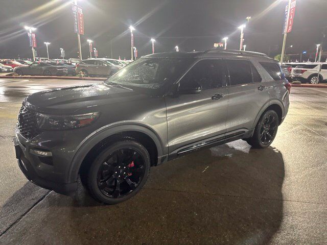 2022 FORD Explorer