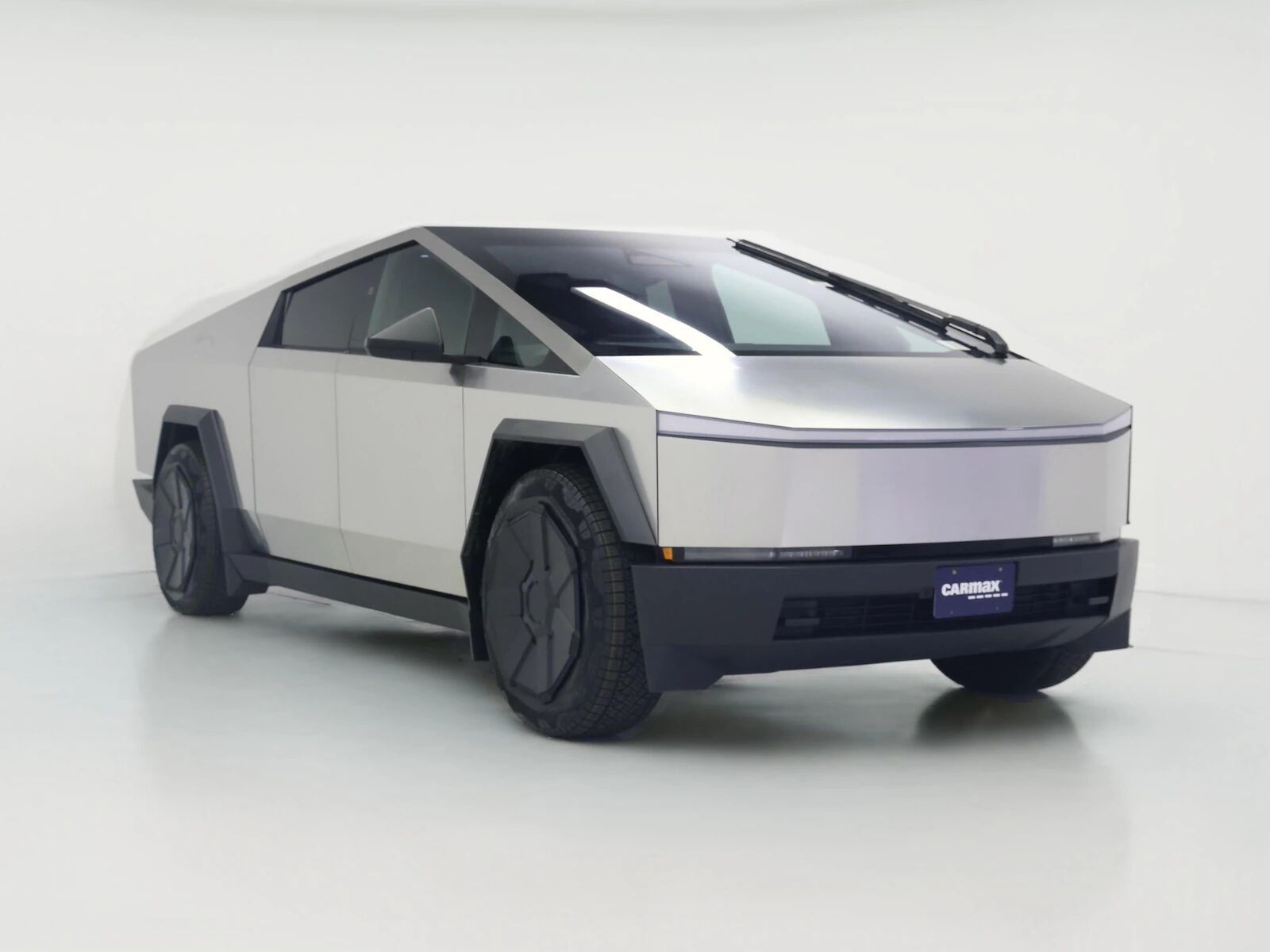 2024 TESLA Cybertruck