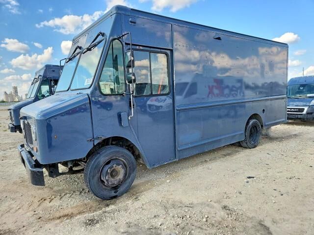 2020 FREIGHTLINER MT 45G Front Gasoline Engine Walk in Van Chassis