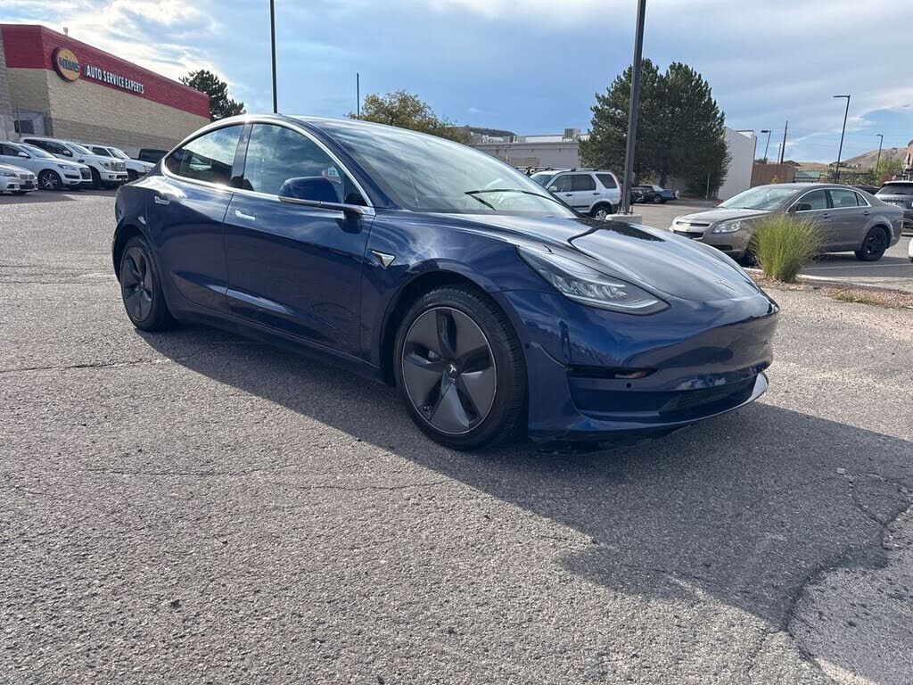 2018 TESLA Model 3