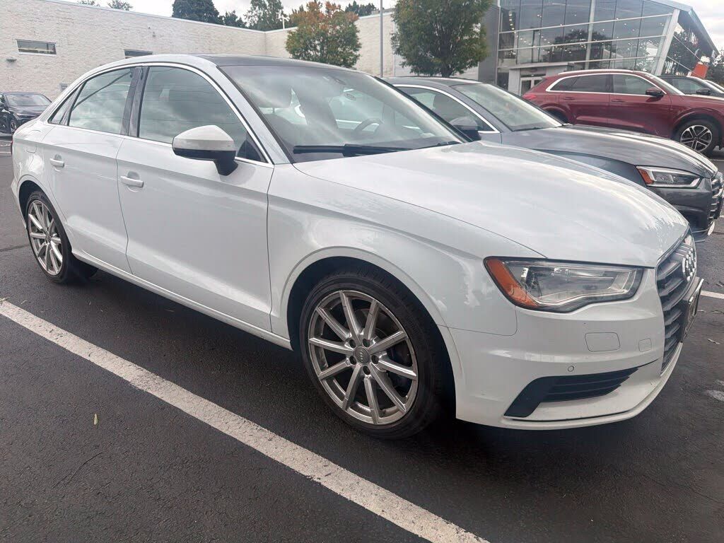 2015 AUDI A3