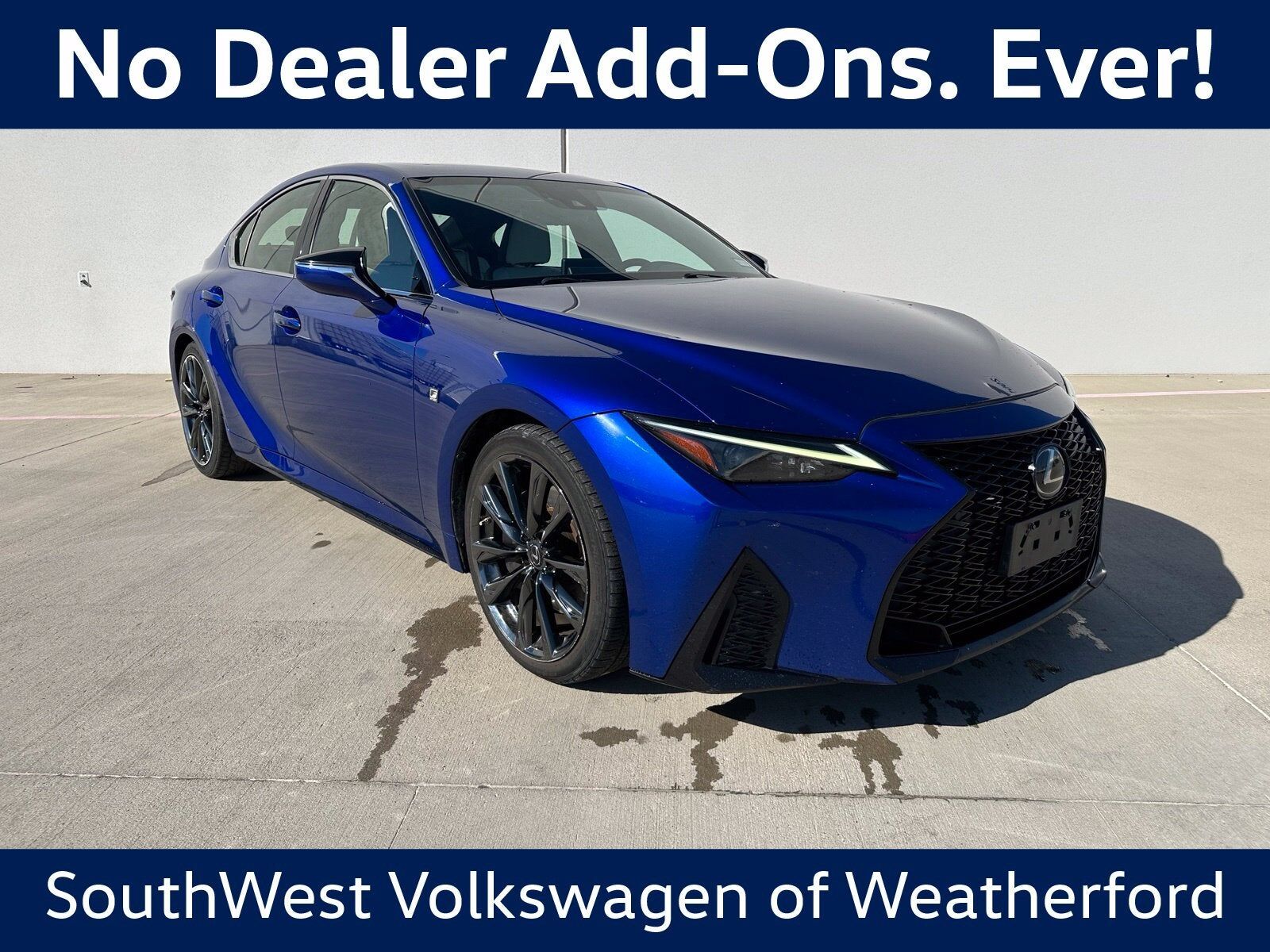 2022 LEXUS IS