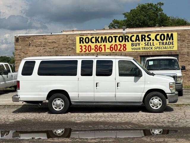 2009 FORD E-350