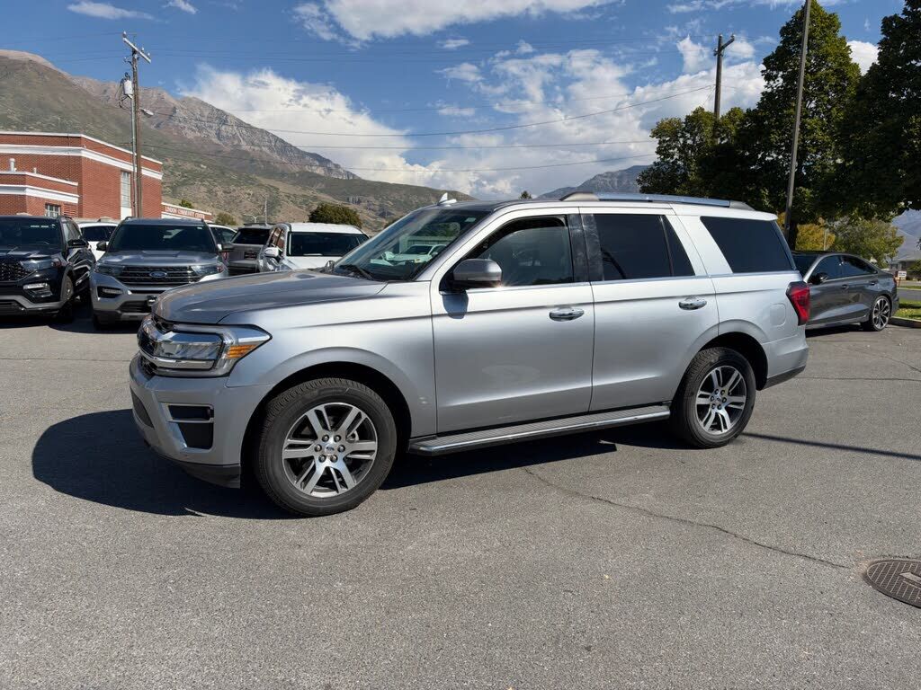 2023 FORD Expedition