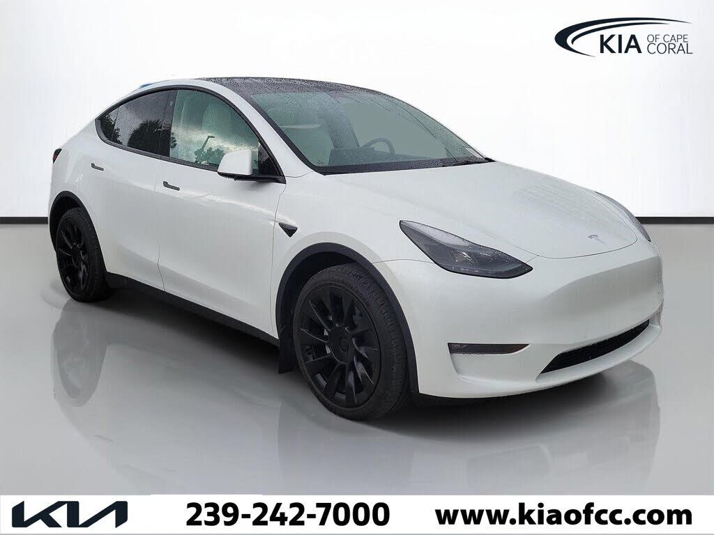 2022 TESLA Model Y