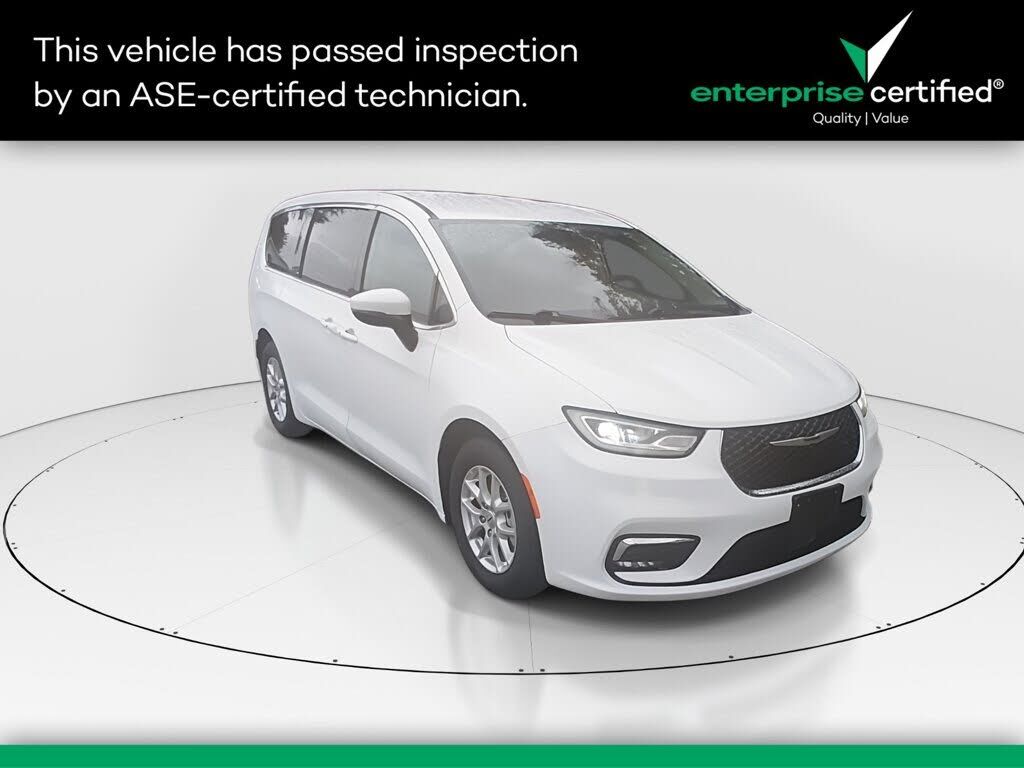 2023 CHRYSLER Pacifica