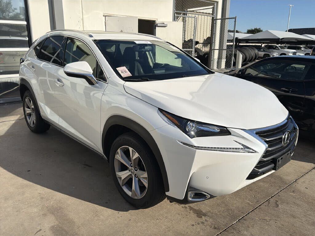 2017 LEXUS NX