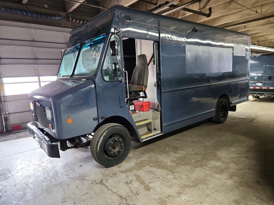 2020 FREIGHTLINER MT 45G Front Gasoline Engine Walk in Van Chassis