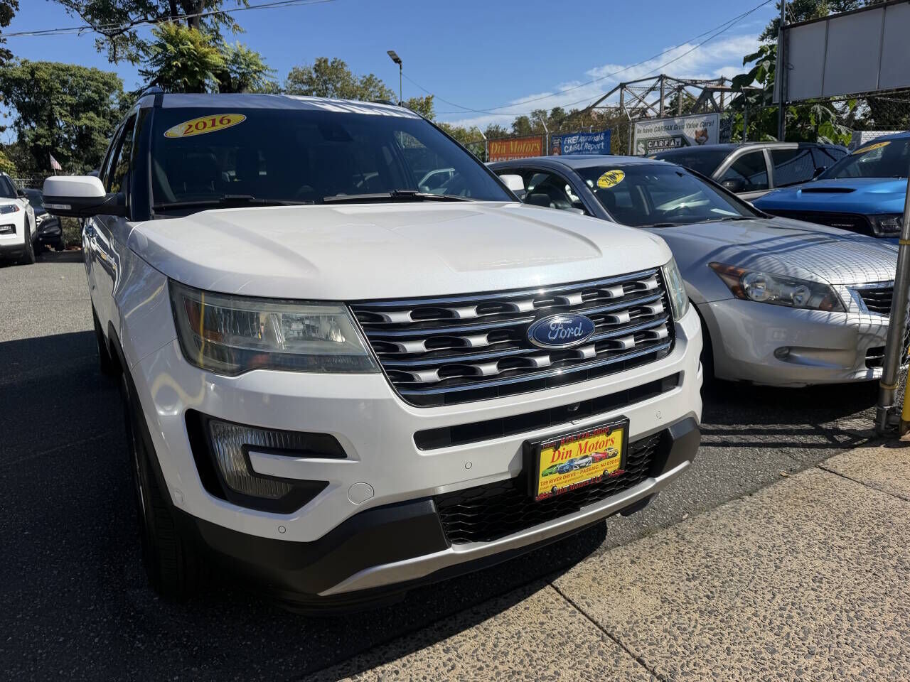 2016 FORD Explorer